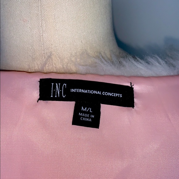 Faux Fur Vest - Picture 5 of 5